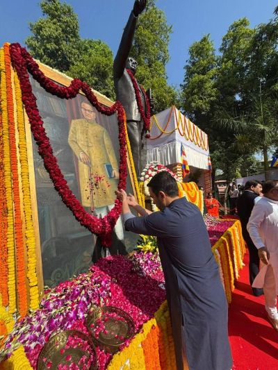 On the Occasion of Ambedkar Jayanti, Union Minister Shri Jayant Chaudhary Joins PM Shri Narendra Modi to Pay Tribute to Baba Saheb