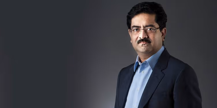 Kumar Mangalam Birla becomes Doctor of Science (Economics) at University of London Foundation Day