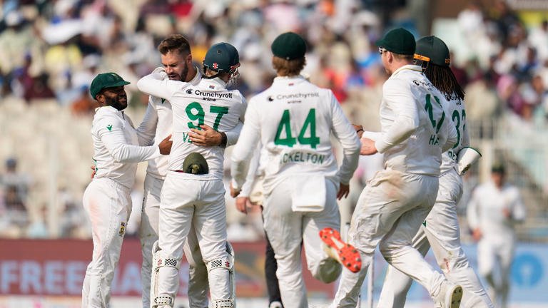 Rank turner strikes again as South Africa defend 123, end 15-year drought against India
