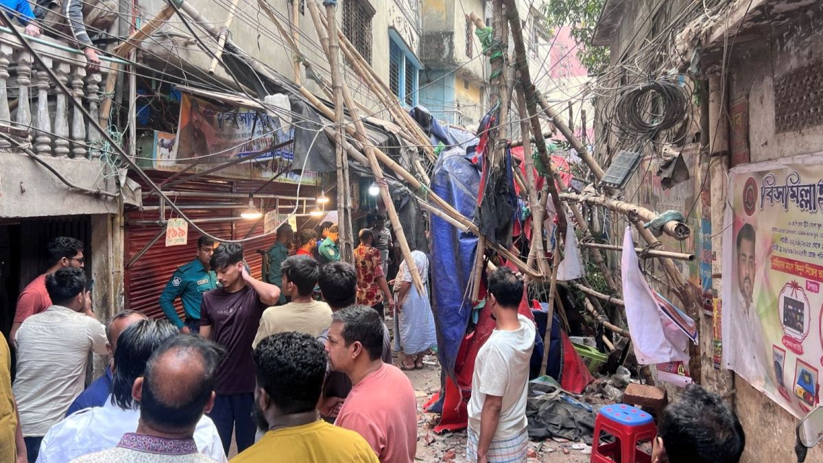 Strong Earthquake Tremors Shake Kolkata Today