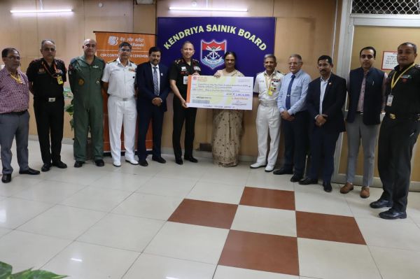 Bank of Baroda Contributes Rs 2 Crore to Armed Forces Flag Day Fund  for Educational Scholarships