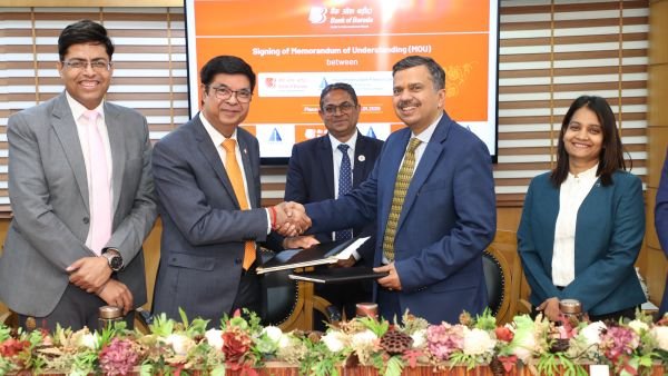 Bank of Baroda Signs MoU with IIFCL to Boost Infrastructure Financing