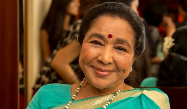 Legendary Singer Asha Bhosle Hospitalised in Mumbai, Undergoing Treatment