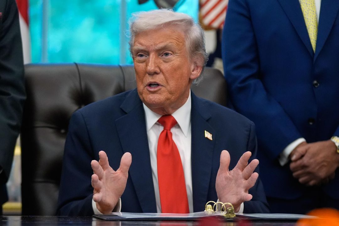 Trump Orders Review of Green Cards from 19 Nations Following National Guard Shooting