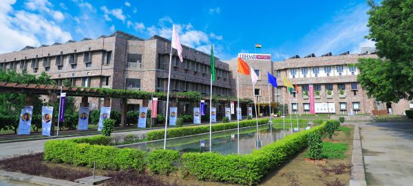 Personalised Career Roadmaps for Students at IIHRM University’s Career Architects’ Conclave 2026