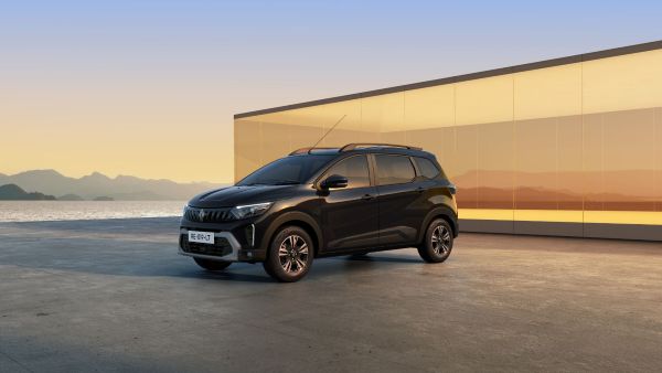 Renault Triber 2026 gets more premium with segment first features