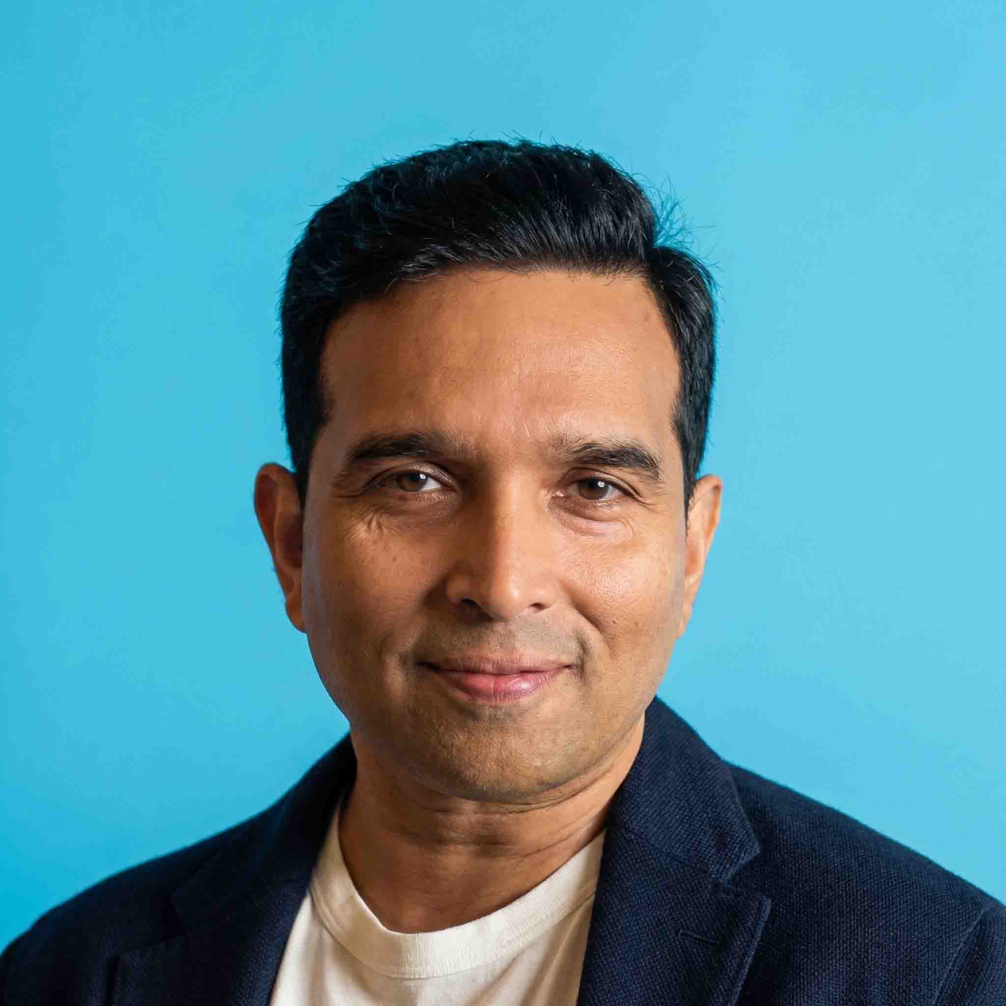 Unbecoming Identities: How to Lead Authentically in an Age of Masks